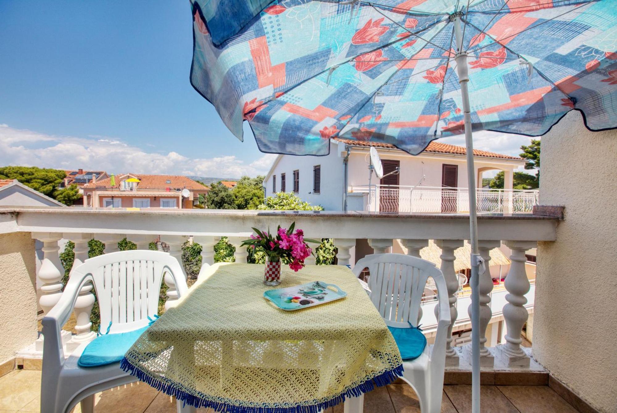 Family Friendly Seaside Apartments Brodarica, Sibenik - 15270 المظهر الخارجي الصورة
