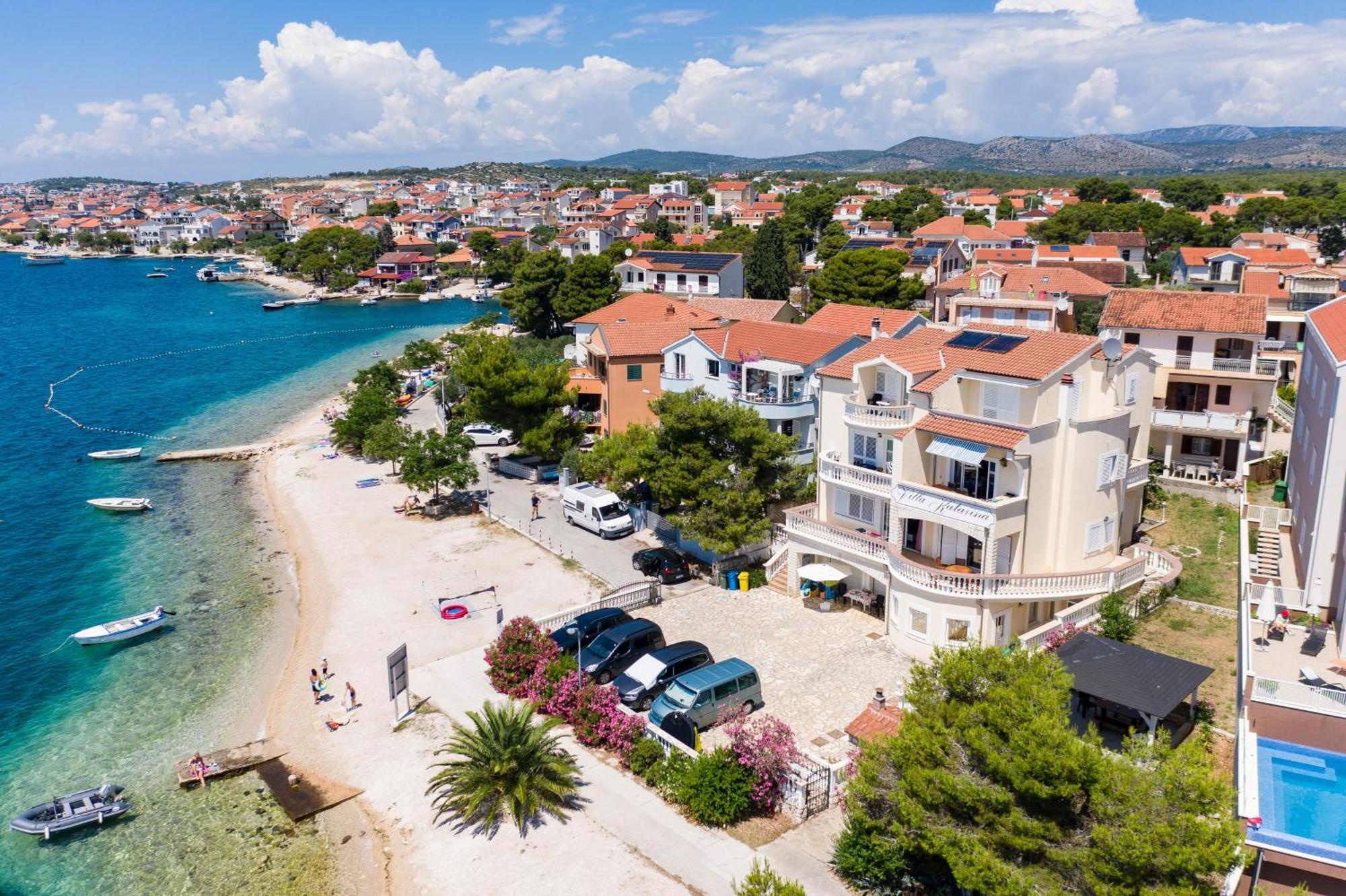 Family Friendly Seaside Apartments Brodarica, Sibenik - 15270 المظهر الخارجي الصورة