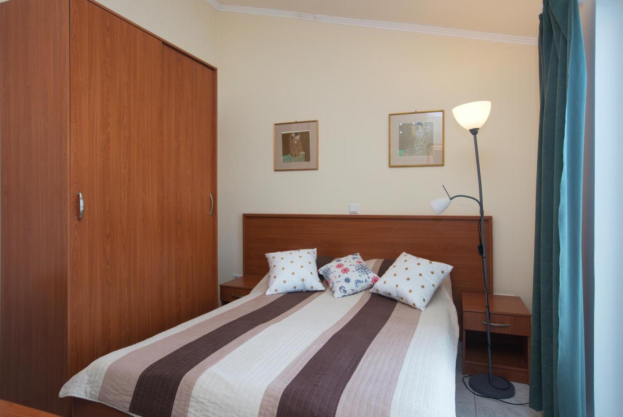 Family Friendly Seaside Apartments Brodarica, Sibenik - 15270 الغرفة الصورة