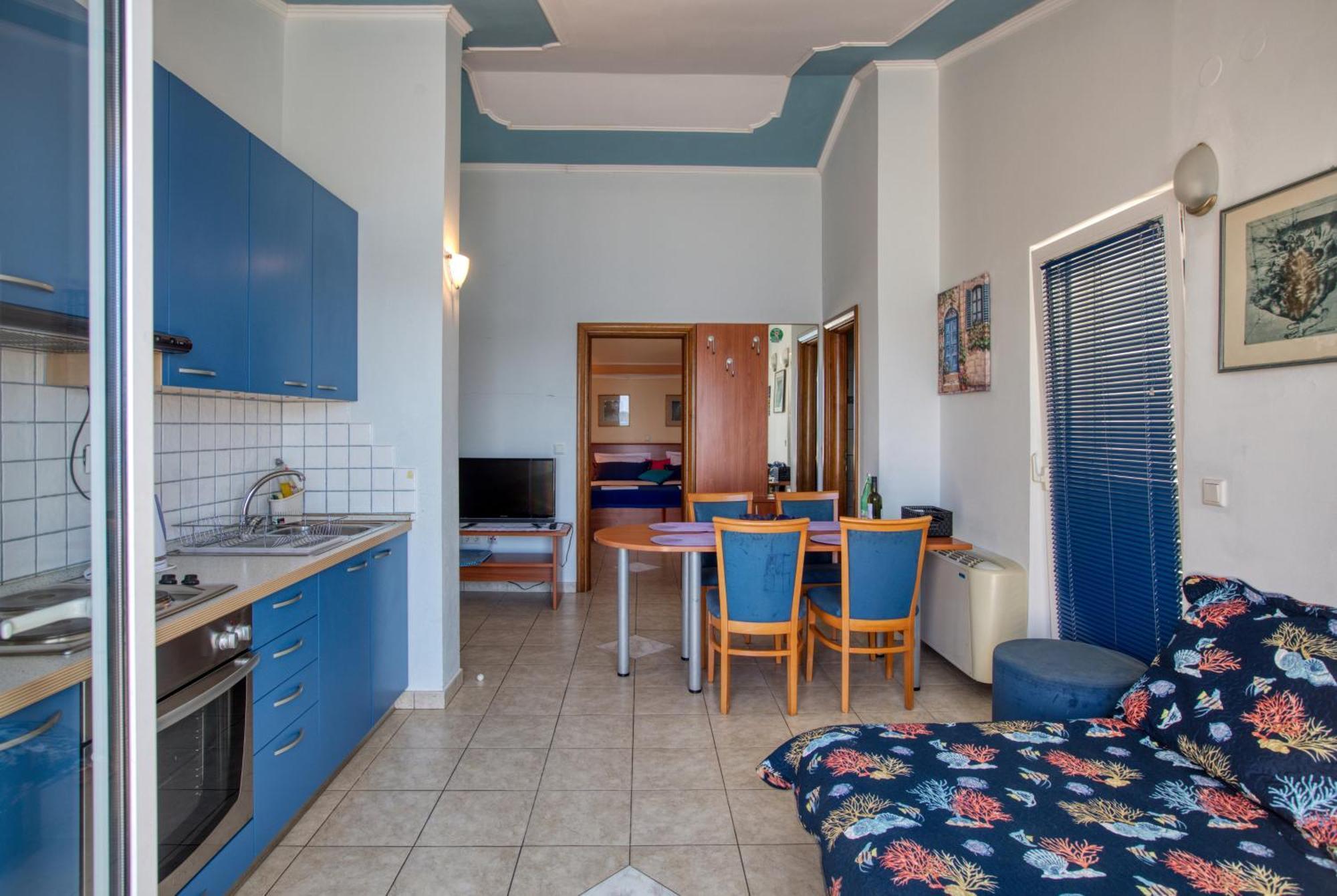 Family Friendly Seaside Apartments Brodarica, Sibenik - 15270 الغرفة الصورة