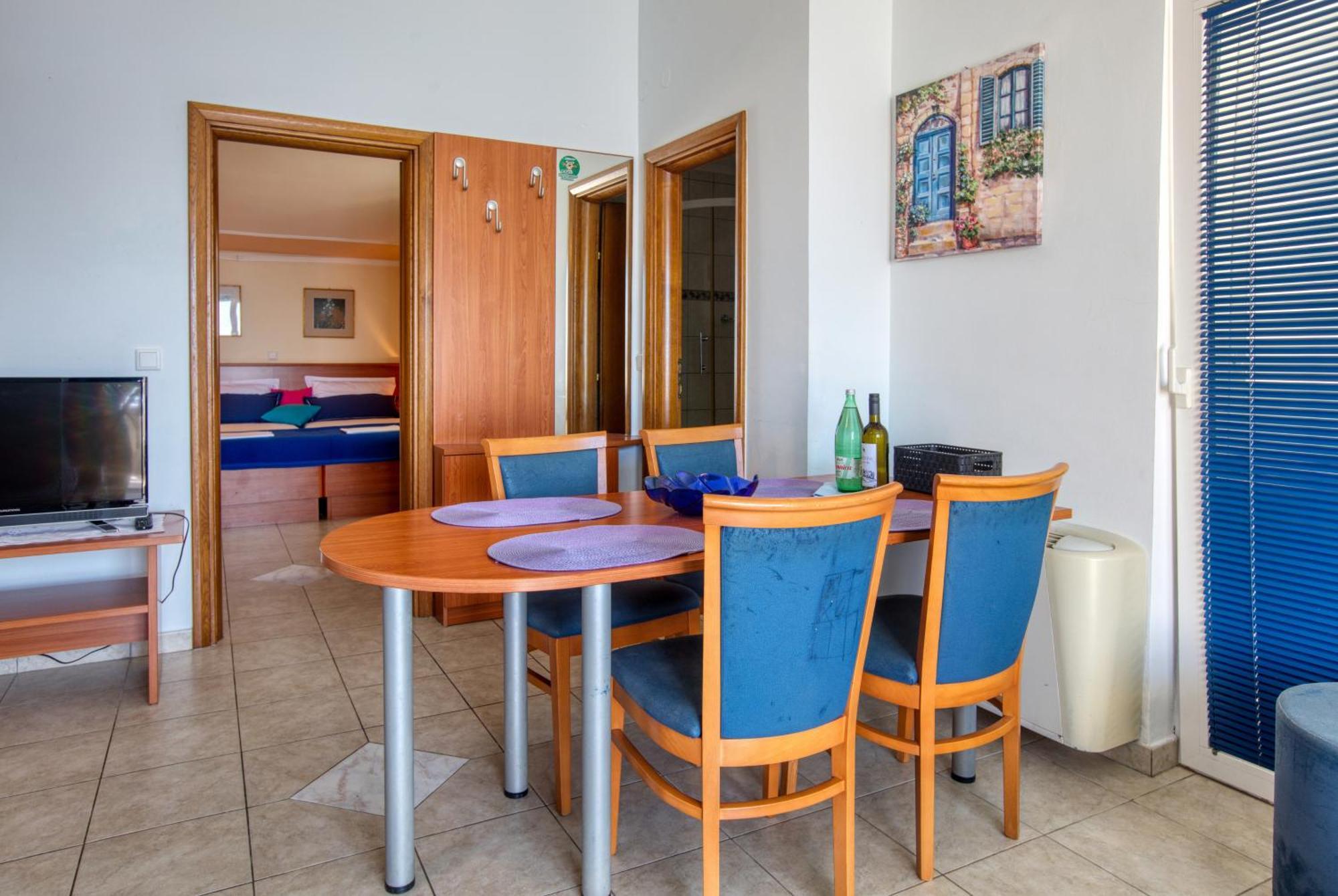 Family Friendly Seaside Apartments Brodarica, Sibenik - 15270 الغرفة الصورة